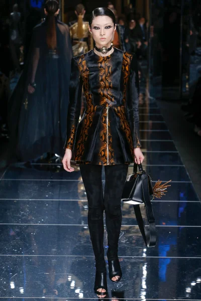 Look 66